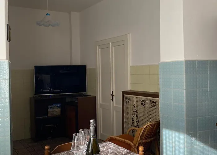 Casa Quanzito -casa Intera Con Giardino E Parcheggio Privato, Ideale Per Famiglie *
