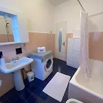 Casa Quanzito -casa Intera Con Giardino E Parcheggio Privato, Ideale Per Famiglie Ferienhaus Dervio