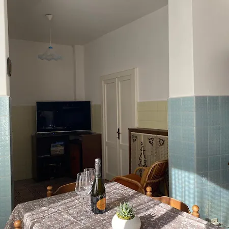 Casa Quanzito -casa Intera Con Giardino E Parcheggio Privato, Ideale Per Famiglie *